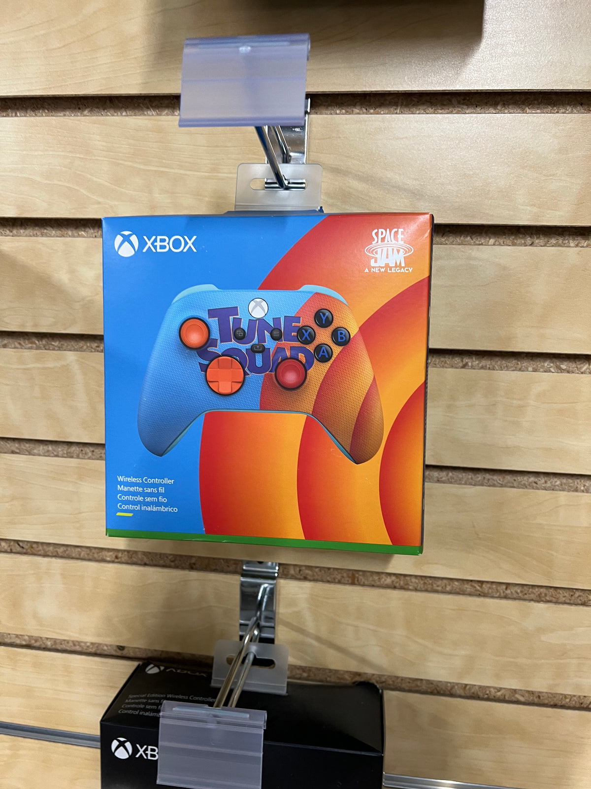 Xbox Wireless Controller - Space Jam: A New Legacy Tune Squad Special Edition