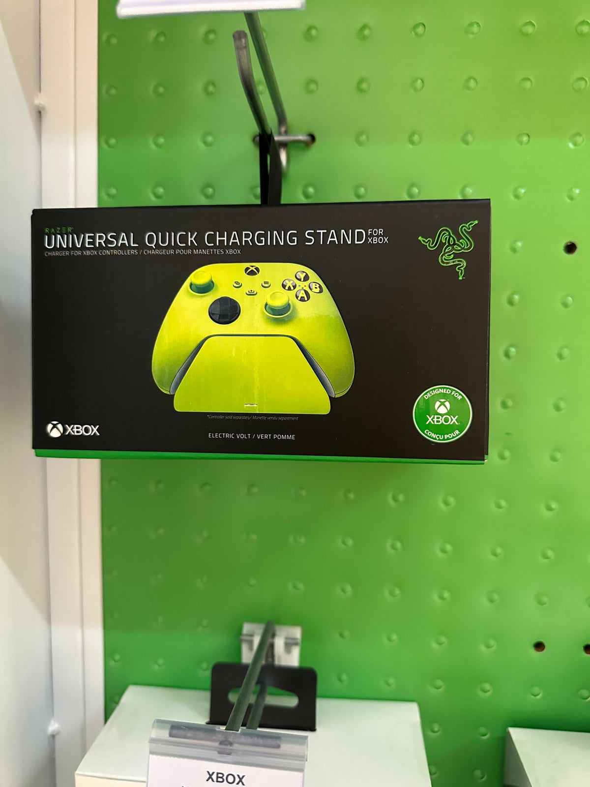 Razer Universal Quick Charging Stand For Xbox – Electric Volt Edition