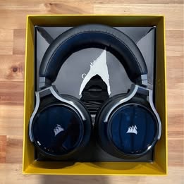 Corsair Virtuoso RBG Gaming Headset