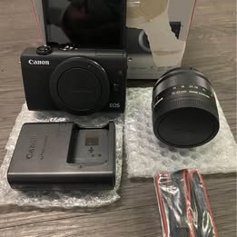 Canon EOS M200 EF-M15-45 IS STM Kit