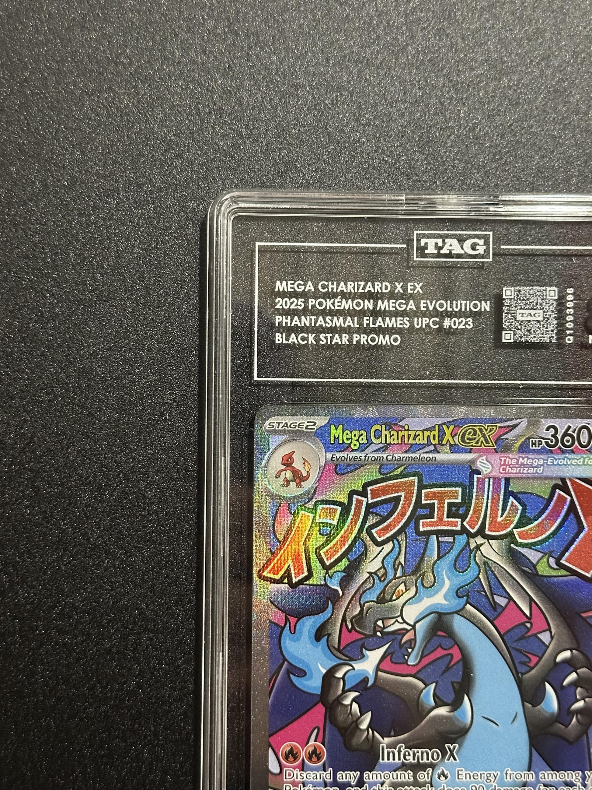 Mega Charizard X ex 023 - top right corner