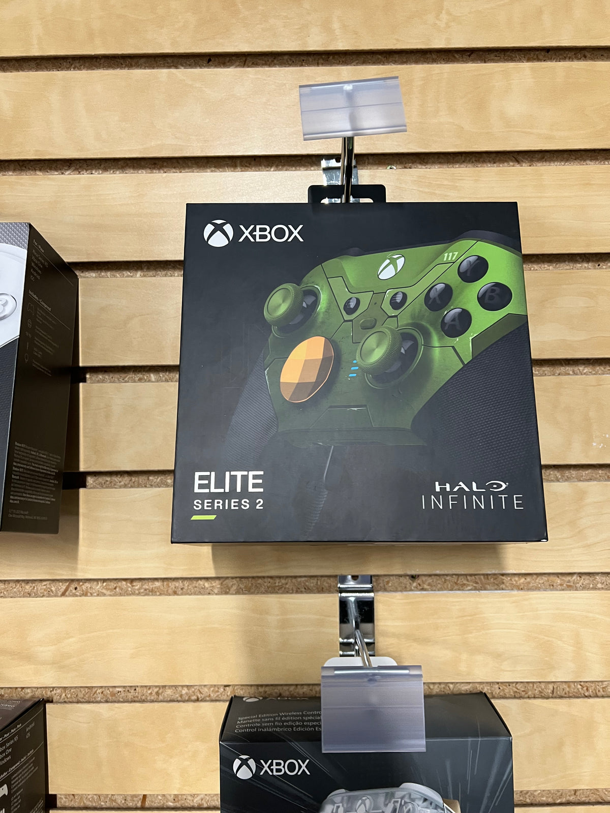 Xbox Elite Wireless Controller Series 2 - Halo Infinite Limited Edition
